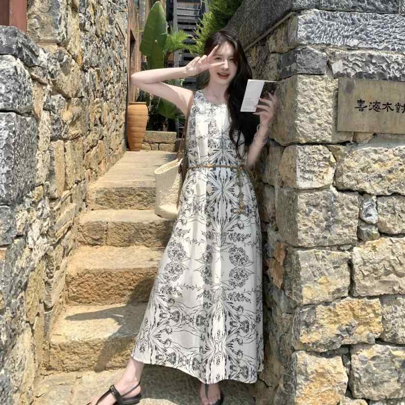 衣装 成人女性用 ノースリーブ 花柄 小花柄 ロング丈 飛び切り感 可愛らしい 口さかしい 夏用 口さかしい 通い 普段使い走り 伸縮性 吸湿速乾