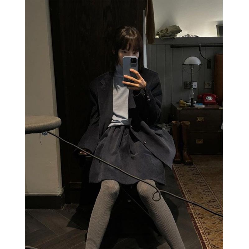 レディース スムース モダン 復古 コーデュロイ ネイビー スーツ ジャケット 伸縮 半身 スカート セット 春夏 秋冬 通勤用 普段使い 軽量 柔らかい 素材 切り替え ロング丈 膝丈 暖かみ スタイル|リバーパディ