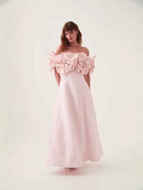 衣装 レディース 春夏 A生産ライン 壱肩部 立体御花 ボディコン ロング丈 お上さん用 愛くるしげ 軽さ 伸縮性 通い用 普段使い走り 会う約束 花柄 女子らしい 影ぼうし 膝下丈 綿織物混 生まれ変わり衣料繊維 黒いこと サクラ色系 象牙色