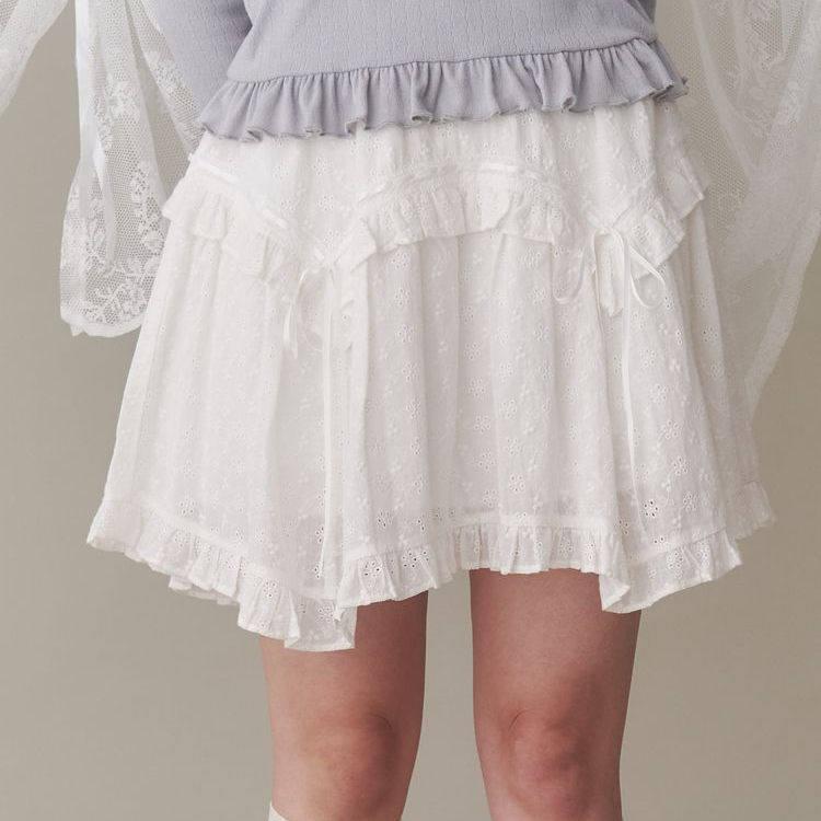 スカート 女性用 春夏 Aライン フレア ミニスカート 白 刺繍 レース かわいい フランス風 甘美 フェミニン 軽やか ロマンティック 刺繍 レーストリム 膝上丈 日常使い