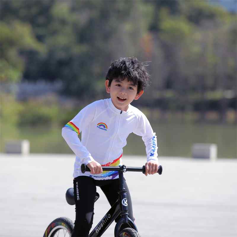 ちびっ子用 銀輪 サイクリング 御召しもの 長袖 書き割り 速乾 通気性 アウトドア 役立つこと 尻パッド 座布団 山地自動二輪車 相応う 平衡にする自動二輪車 相応う 軽さ 原料品