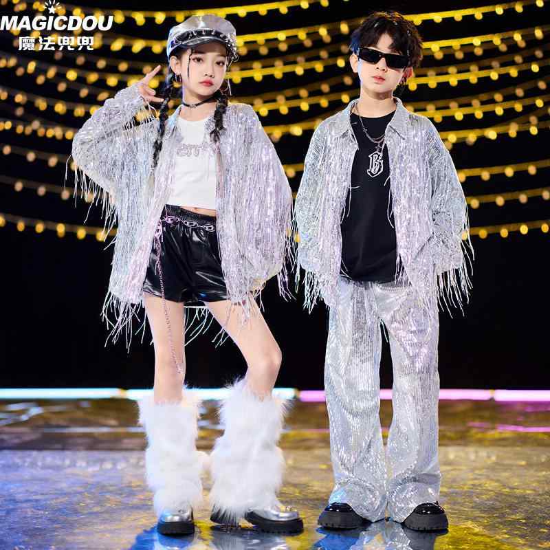 子供 ストリートダンス 衣装 男の子 女の子 ヒップホップ スタイル シルバー フリンジ セット クール スタイリッシュ パフォーマンス ステージ ランウェイ ファッション