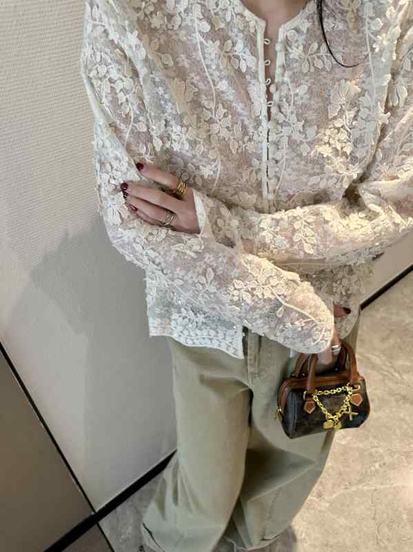 レディース 春 刺しゅう スパンコール 立体スピード競技 フレンチ表現スタイル 今めかしい中華風 雅びやか トップ トップス 軽さ 女子らしい