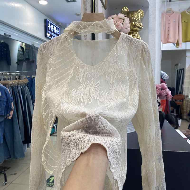 ブラウス 女性用 Vネック レース トップス カットアウト リボン スパンコール 透け感 エレガント ユニーク かわいい 個性派 軽やか シルエット 通勤 普段使い