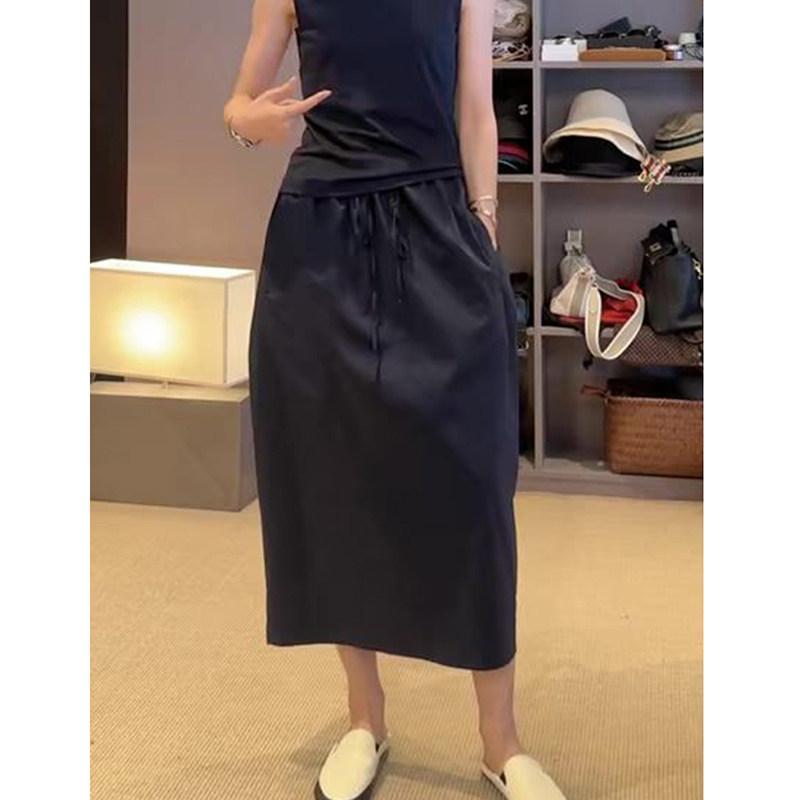 スカート レディース 夏用 ネイビー ドローコード 花苞 Aライン ゆったりシルエット スリム見せ 高級感 後ろスリット ミディ丈 カジュアル 日常使い 軽やか