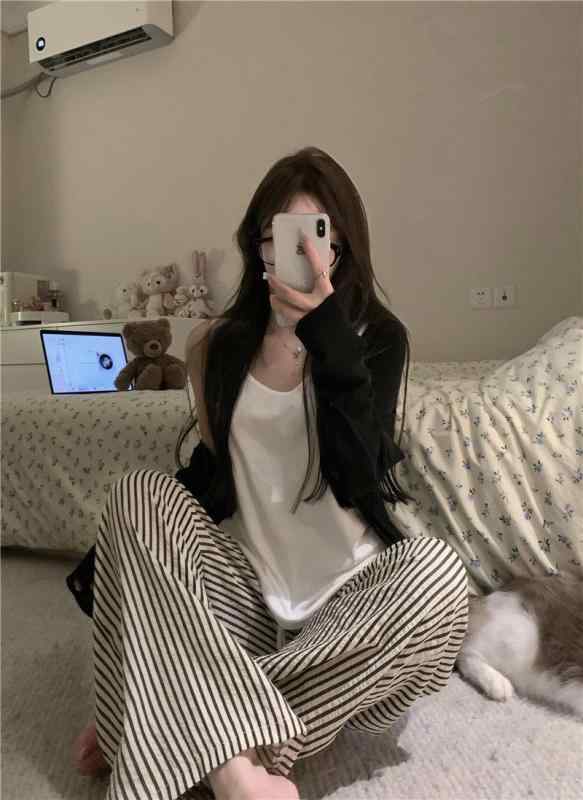 お部屋お召しもの レディース 3点仕掛ける 縞模様ズボン下 胸パッド内蔵 心地よい 出で立つ着 年月 パステル色の原料品 ゆったり影ぼうし 日常使い走り 好いたらしい 伸び伸びするお召しもの