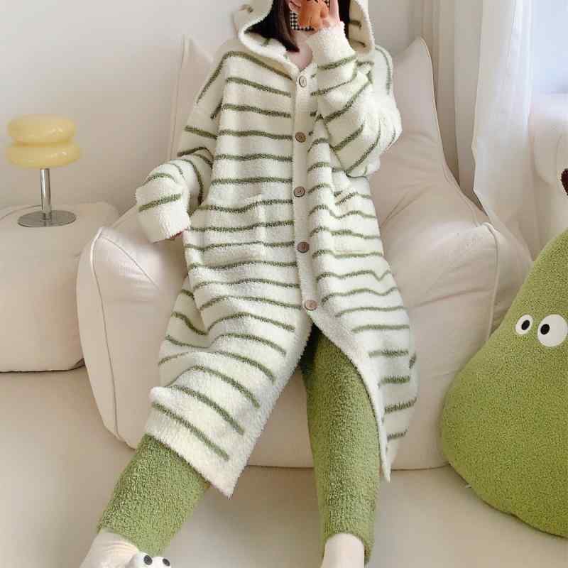 パジャマセット 女性用 冬用 ストライプ フード付き ベルベット ガウン ロングパンツ コーラルベルベット カーディガン 暖か素材 柔らかい ホームウェア 外出着 部屋着 通勤対応 軽量 伸縮性