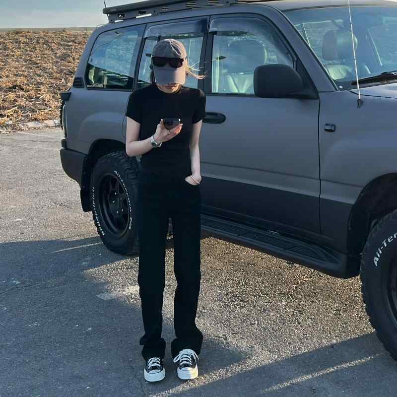 レディース デニムパンツ ブラック 春夏 ストレート ゆったり ハイウエスト スリム見せ 長め テーパード 高身長対応 カジュアル 普段使い デニム素材 伸縮性 軽量