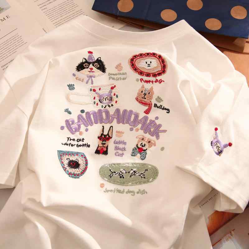 Tシャツ ユニセックス 夏用 綿100% かわいい カレッジ風 アメリカンスタイル カートゥーン刺繍 フィット 半袖 カジュアル トップス ストリートファッション 軽量 吸湿速乾