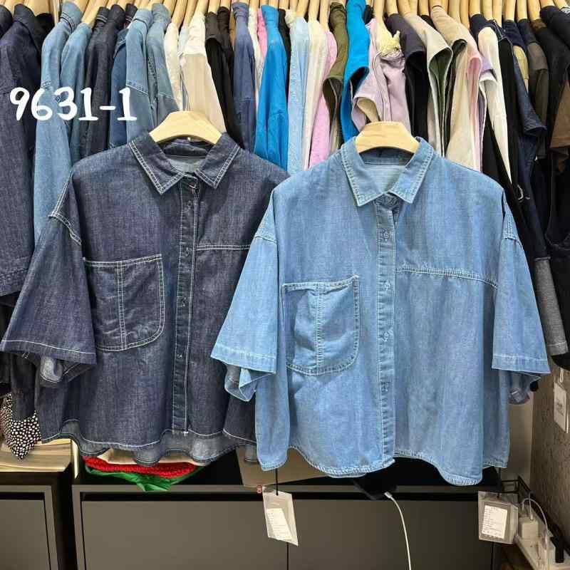 レディース 春夏 シャツ トップス 牛仔布 デニム 素材 翻領 襟付き 日系 スタイル ワイド シルエット ゆったり デザイン 普段使い 通勤 コーデ 軽量 伸縮性 吸湿速乾 機能 ブラウス インナー カジュアル ファッション アイボリー ブルー カラー