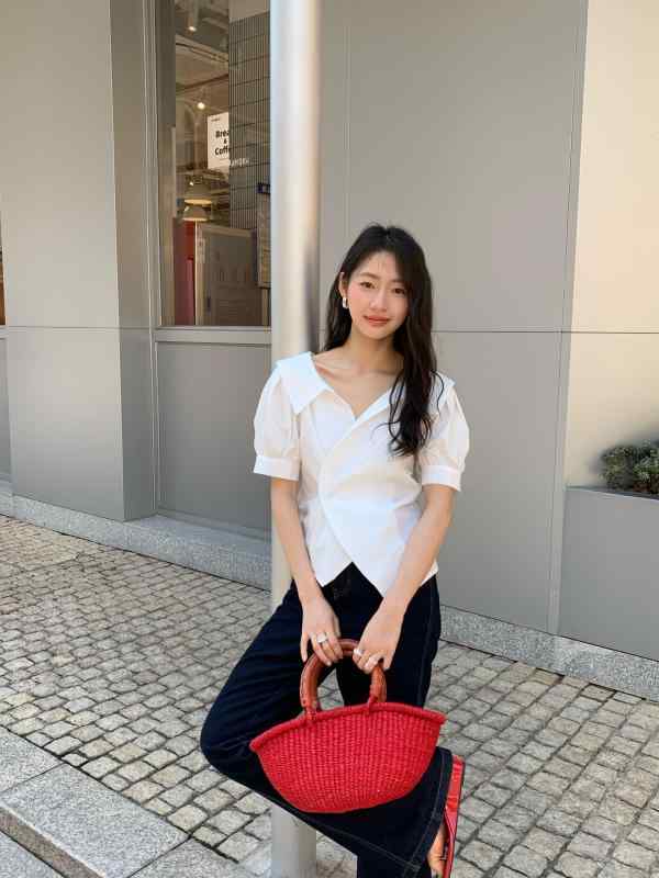 ブラウス 女性用 春夏 フレンチスタイル 気質 襟付き 斜めボタン ウエスト切り替え スリムフィット 軽量 伸縮性 コットン混 ビッグシルエット Vネック ブラック ピンク系 通勤用 普段使い カジュアル