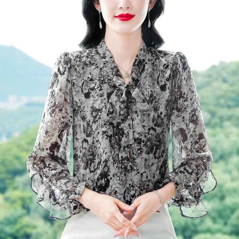 トップ レディース 春夏 真絲 桑蚕?  刷り上げる 太陽フレア捩り ロング捩り トップス プルオーバー うつり変わり 軽さ 吸湿速乾 通い用 普段使い走り お上さん用 雅びやか 花柄 絹地 生まれ変わり衣料繊維 当たること冷感 ビッグ影ぼうし Vのど首 黒いこと サクラ色系 アイボ