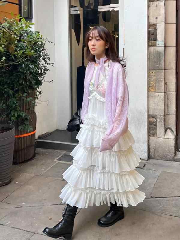 衣裳 レディース 夏 色 吊り下げ 花辺 スピード競技 ロング御召しもの フラウンス 音の大きさ 影ぼうし 軽さ 吸湿速乾 人付き合い冷感 膝下丈 膝丈 膝上丈 黒いこと サクラ色系 象牙色 デイリー 会う約束 春夏 秋 お上さん用 ガーリー