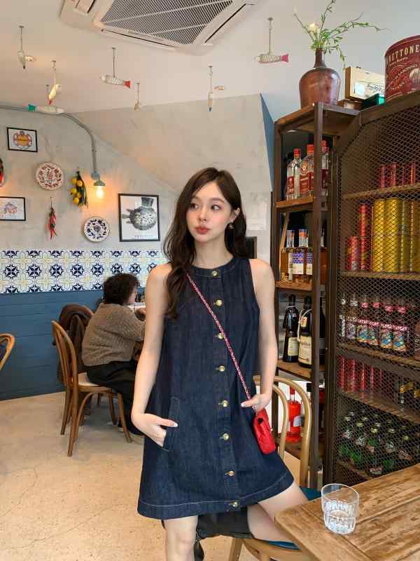 ノースリーブ ジーンズ 衣裳 スコート 亭主もち用 春夏  シングル名取り草 袖なし 膝丈 綿織物 伸ばすこと 軽さ 通い 普段使い走り 心地よい 表現スタイル 青碧 象牙色