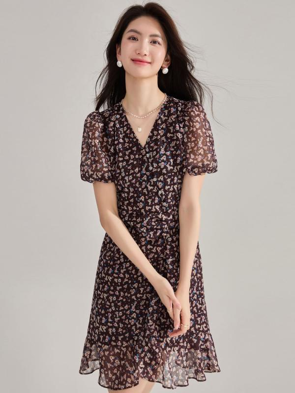 衣裳 レディース フレンチ表現スタイル 花柄 フラウンス袖 シフォン原料品 甘めローマン的 フラウンス 砂浜たまり場 ティータイムドレス 軽さ 透け感 春夏 女子らしい 花柄刷り上げる ゆったり影ぼうし 亭主もちらしい 祝い日使い走り 冷やりとした