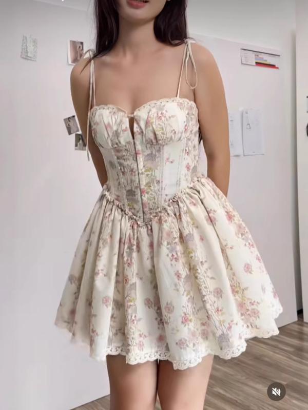 春夏 女性用 ワンピース 吊り紐 スカート ポンパドール スカート レース 花柄 プリント 切り替え デザイン 甘め スタイル 収腰 ウエスト ベルト 付き 軽量 通気性 綿混 素材 ピンク系 カラー かわいい 普段使い フェミニン シルエット
