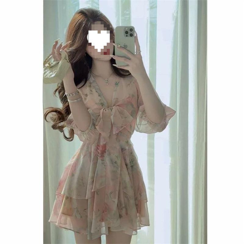 ワンピース 女性用 春 フラワープリント かわいい 気質 ミモレ丈 レイヤード 不規則裾 スリム効果 微胖対応 コットン混 軽量 伸縮性 春夏 普段使い 花柄 膝丈 フレアスカート アイボリー ピンク系