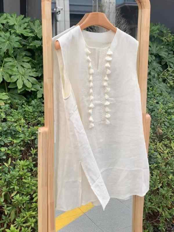 リネン 無袖 シャツ レディース 中長丈 流すデザイン 夏用 軽量 通気性 コットン混 ベージュ系 カジュアル トップス 切り替え 袖なし ゆったりシルエット 吸湿速乾