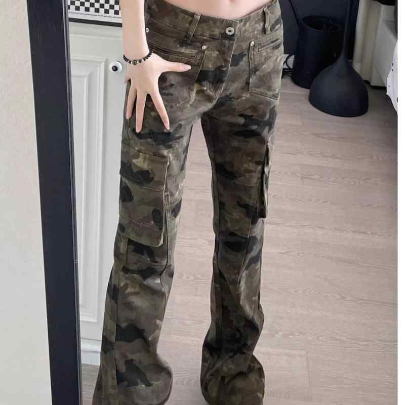 レディース パンツ 迷彩柄 直筒型 ストレッチ素材 ゆったり大サイズ 女性用 工装 ヒップホップスタイル 垂れ感 日常使い 軽量 カジュアル ブラックグリーン系 コットン混 ゆったりシルエット 通勤対応 アクティブウェア ラフな着こなし 動きやすい 吸