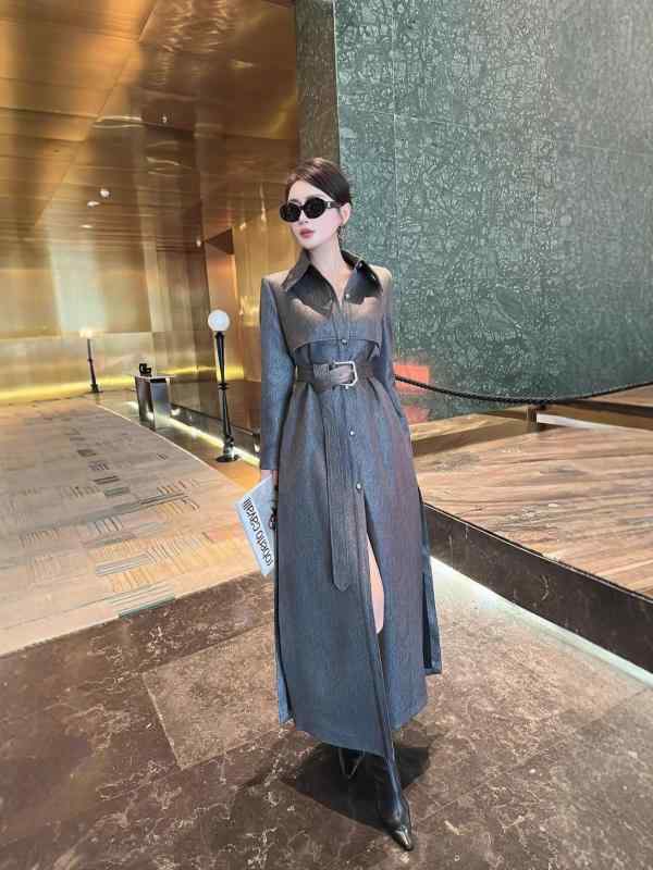 春夏 レディース 衣 コート 深灰色 スリム ロング丈 長袖 スタンドカラー ウエストマーク スリット 軽量 伸縮性 吸湿速乾 コットン混 ハイウエスト ビッグシルエット ブラックグレー系 普段使い 通勤用 アウトドア