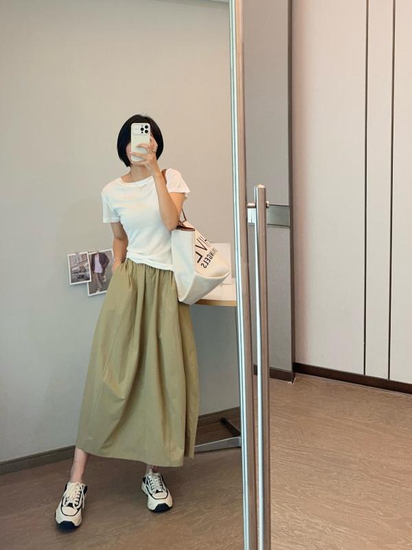 スカート 女性用 夏用 防紫外線 吸湿速乾 ワークウェア モノトーン 普段使い ゆったり ゴムウエスト コーディネートしやすい Aライン 膝丈 軽量 通勤 外出 カジュアル