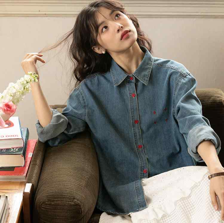 春夏 お上さん用 牛仔上衣 ティーシャツ 刺しゅう うつり変わり ビッグ影ぼうし ルーズフィット ジーンズ原材料 軽さ 伸縮性 吸湿速乾 通い 普段使い走り 出で立つ 心地よい トップス アウター 黒いこと ベージュ 青色 愛くるしい 分かりやすい レディースファッション-トップス-シャツ・ブラウス