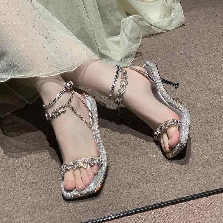 サンダル 女性用 細ヒール ローヒール対応 絶美デザイン 夏 スカートコーデ 優しい水晶装飾 小さめシルバーシューズ 軽量 伸縮性 接触冷感 ピンク系 アイボリー ハイヒール 足元おしゃれ 女性らしいシルエット 普段使い 通勤用 アウトドア