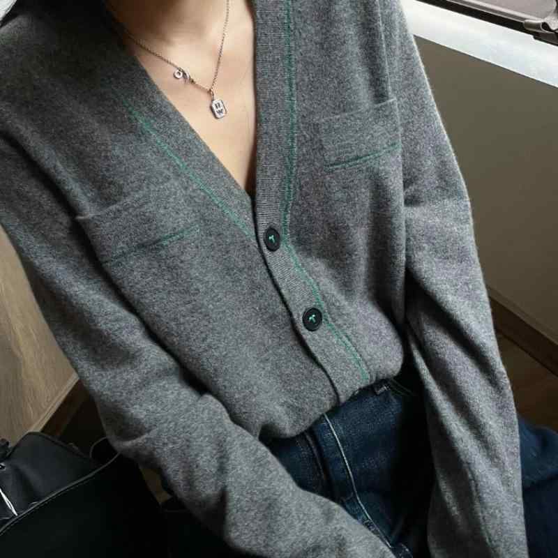 ニット カーディガン 女性用 秋冬 韓国 ゆったり 短め 毛織り 羊毛 混 暖か 軽量 トップス アウター ブラック グレー ベージュ 普段使い コーディネート