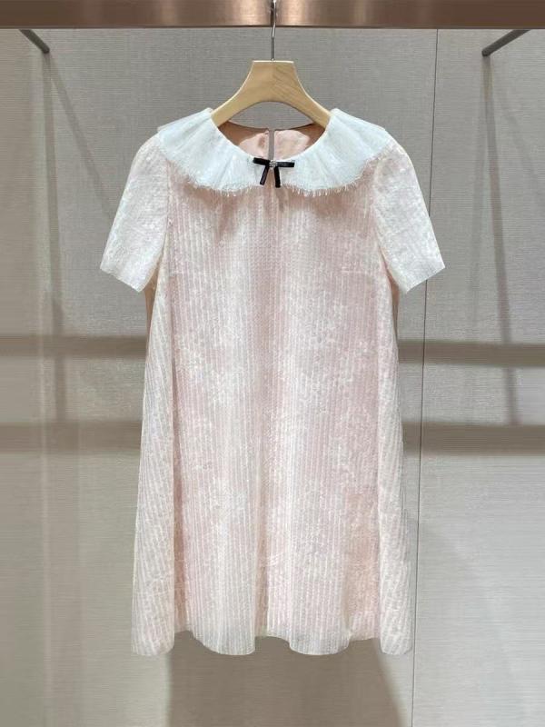 ワンピース レディース 春夏 かわいい 甘め ドルマンスリーブ 蝶ネック 蝶結び リボン 刺繍 レース シフォン フレア 膝丈 軽量 通勤 デート 普段使い ブラック ピンク アイボリー 吸湿速乾 伸縮性 再生繊維｜リバーパディ 9,698円