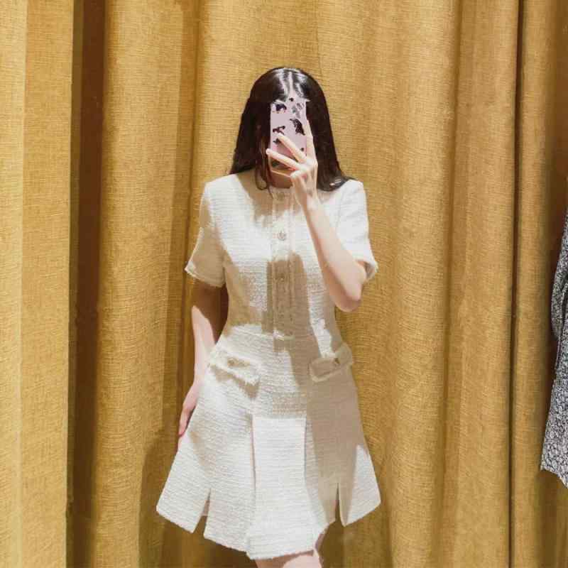 ワンピース レディース 秋 春夏 秋冬 フレンチスタイル 高級感 金属繊維 粗花・希 毛縁 金属 シングルブレスト コート ドレス 軽量 伸縮性 吸湿速乾 切り替え デザイン ブラック ピンク系 アイボリー ハイウエスト ビッグシルエット Vネック 綿