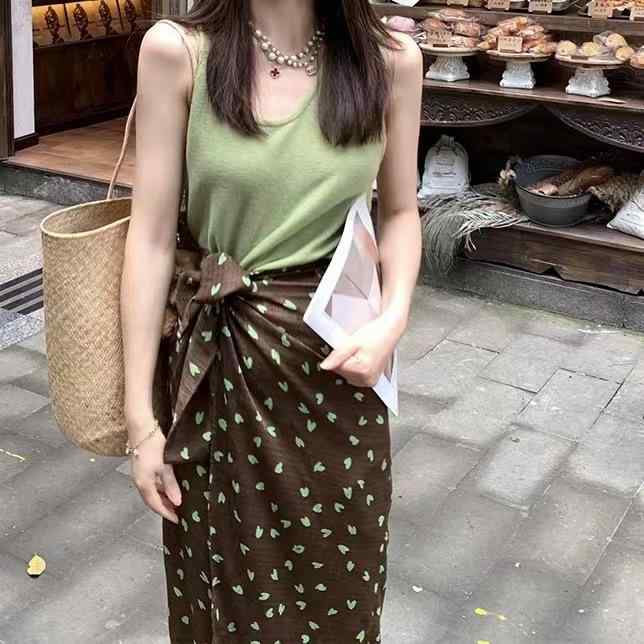 ワンピース 女性用 夏 春夏 花柄 桃色 花芽 リボン ハイウエスト 半身スカート ロング丈 デザイン性 高腰 スリム 防ずれ 接触冷感 軽量 伸縮性 通勤用 普段使い ピンク系 アイボリー｜リバーパディ