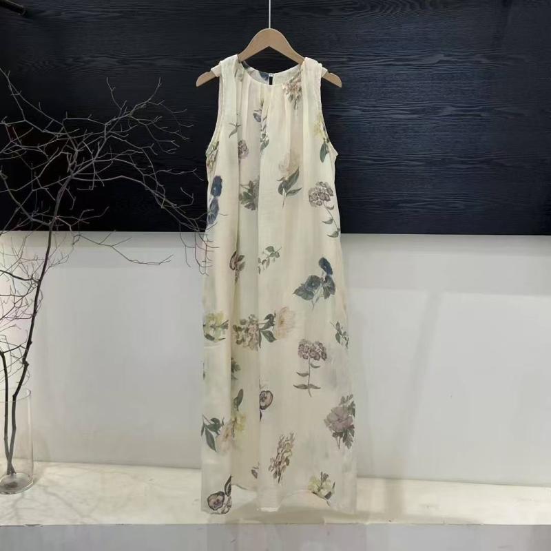 ノースリーブ ワンピース 苧麻 プリント 無袖 ゆったり 薄手 夏用 スリム 高級感 ロング丈 背心 トップス ドレス 軽量 通気性 花柄 柄物 女性用 春夏 涼しい インナー レイヤード 綿混 再生繊維 ビッグシルエット Vネック ピンク系 アイボリー｜リバーパディ