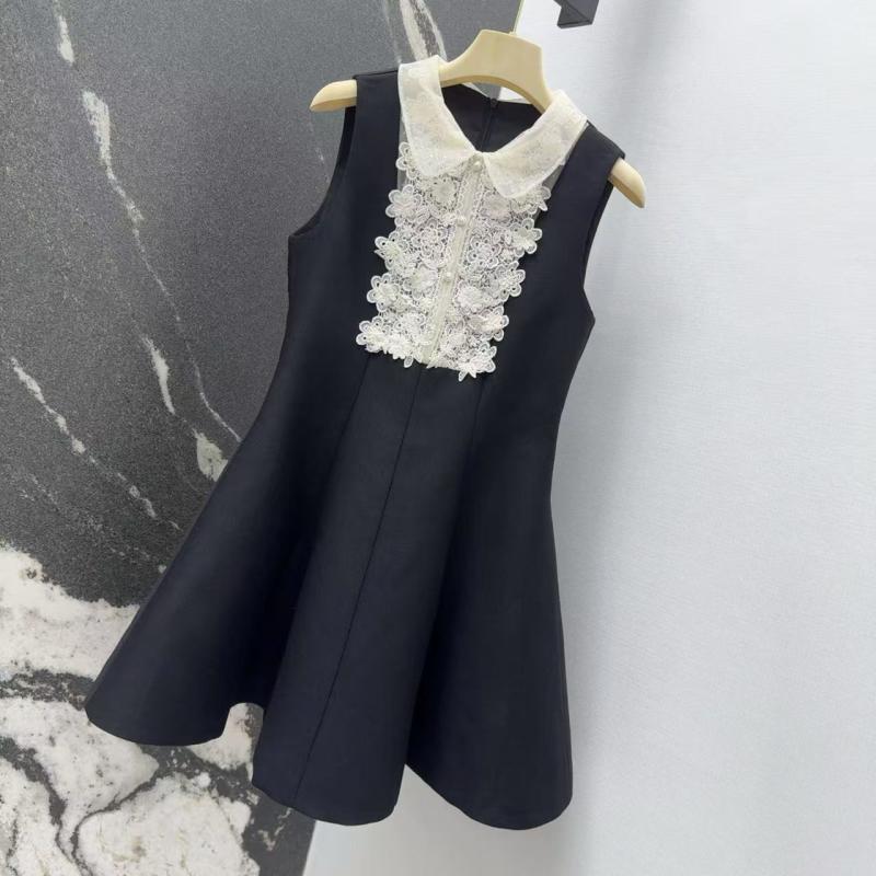 ワンピース レディース 春夏 宮廷 レース 刺繍 チュール 切り替え ウエストシェイプ スリムフィット ノースリーブ 膝丈 軽量 通気性 吸湿速乾 ベーシックスタイル ブラック ピンク系 アイボリー