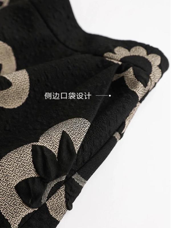 スカート 女性用 秋冬 ニット ウール コントラスト 大花柄 刺繍 ミディ丈 Aライン 膝丈 フレア 膝下 柔らかい 暖か コットン混 伸縮性 普段使い 通勤 膝丈スカート フレアスカート 秋冬スカート 女性スカート 暖かスカート