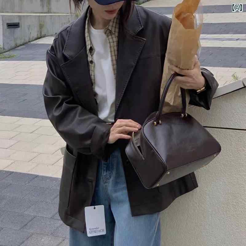 コート メンズ 韓国 アップリケ付き スタンドカラー 革 ジャケット レトロ スタイル ゆったり シルエット スリム フィット 汎用 合せやすい PU レザー 軽量 アウトドア 普段使い 秋冬 ブラック ベージュ グレー