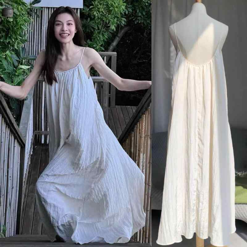 ワンピース 女性用 かわいい ビーチ リゾート 甘め デザイン 大きめ バックスタイル 吊り下げ 肩ストラップ ドレス 軽量 素材 伸縮性 通気性 夏 春夏 休日 スタイル 膝丈 フレア スカート ピンク 系 ブラック アイボリー ベージュ