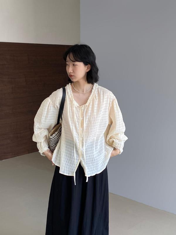 レディース シャツ トップス 韓国 ゆったり ラフスタイル 夏 春夏 接触冷感 再生繊維 切り替え フレア袖 木耳エッジ ウエスト系帯 ルーズフィット 軽量 吸湿速乾 ビッグシルエット ブラウス ブラック ピンク系 アイボリー 普段使い 通勤用