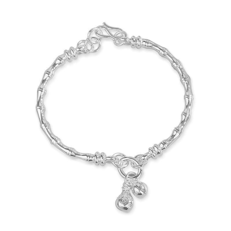 手? 女性用 銀 999 竹節 軽量 高級感 ラッキーアイテム 普段使い シルバーアクセサリー 手首飾り かわいい シンプル ギフト向け｜リバーパディ