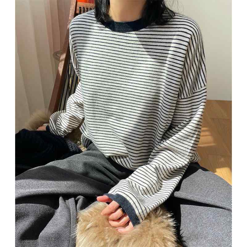 スウェーター お上さん用 韓国 ゆったり ビンテージ ストリップショー ラウンドのど首 編み物 トップス パステル色の膚ざわり ふんわり ゆったり影ぼうし 秋冬 優しいこと 綿織物混 ゆったりジレー 日常使い走り 軽さ 伸縮性 第一義的表現スタイル 薄墨色系 ベージュ系 レディースファッション-トップス-シャツ・ブラウス