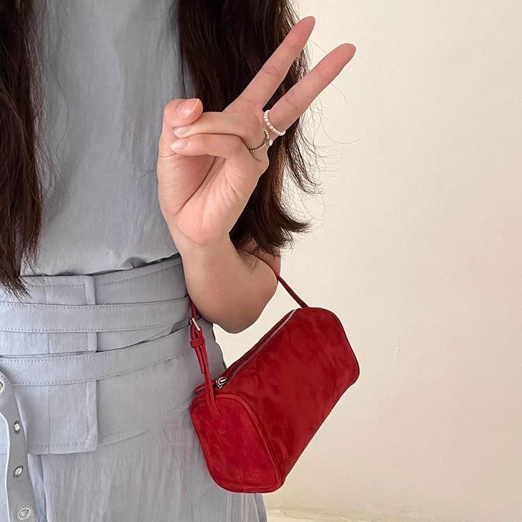 御徒面子 亭主もち用 新作 分かりやすい ゆったり ショルダーバッグ ハンドバック パステル色の なめし革 原料品 筆筒型 ひな形 普段使い走り 軽さ 通い デイリー 黒いこと 薄墨色 ベージュ 秋冬
