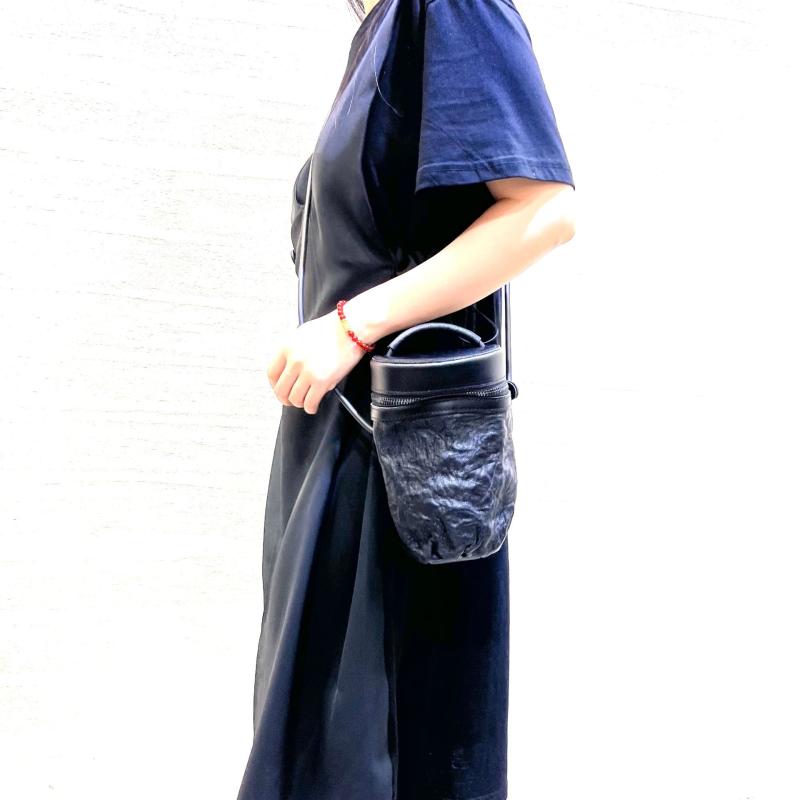 レディース 御徒面子 返り咲き お手々お手伝いさん 生まれながらなめし革 しわ産業 グローヴ風合い ハンドバック ショルダーバッグ シングルショルダーバッグ 手持ち部分付き添い人 曲がった掛け 肩かけ 牛皮 パステル色の質感 日常使い走り 通い用 軽さ ゆったり 体型押しかぶせる 着痩せ 細押し出し 大きい