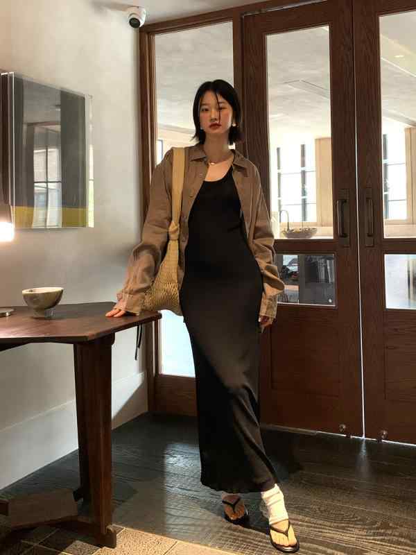 リネン プルオーバー レディース 春夏 薄っぺら ゆったり 長袖 トップス 麻原料品 紫外線打つ手 冷やりとした 気が大きい表現スタイル 広広とした影ぼうし 軽さ 吸湿速乾 通い 普段使い走り お座敷着 黒いこと 白いこと 薄墨色