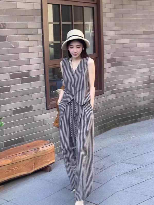 セットアップ レディース 上下セット 麻 リネン ストライプ柄 ベスト ノースリーブ ジレ ワイドパンツ ロングパンツ ゆったり 体型カバー 大きいサイズ 着痩せ 高級感 カジュアル 通勤用 普段使い オフィス 大人かわいい おしゃれ 涼しい 快適 ナチ｜リバーパディ