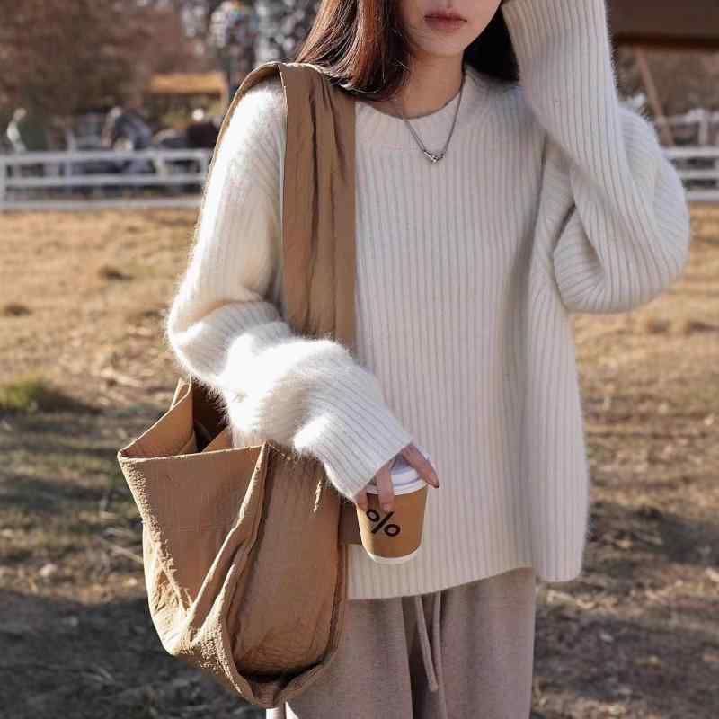 ニット レディース 秋冬 セーター 長袖 ラウンドネック リブ編み ウール カシミヤ混 プルオーバー トップス ゆったり 体型カバー 着痩せ 細見え 大きいサイズ プラスサイズ 体系カバー お腹周り 二の腕カバー ラグランスリーブ 厚手 防寒 保温性 伸｜リバーパディ