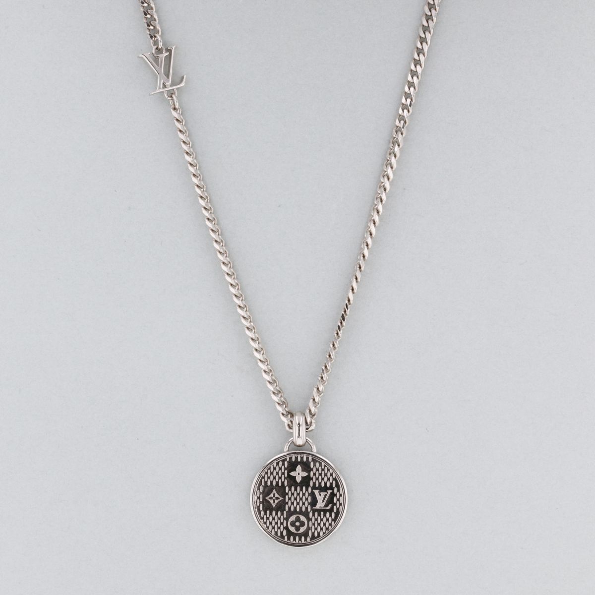 楽天市場】 ルイヴィトン LOUIS VUITTONペンダント・ダミエ ステープル