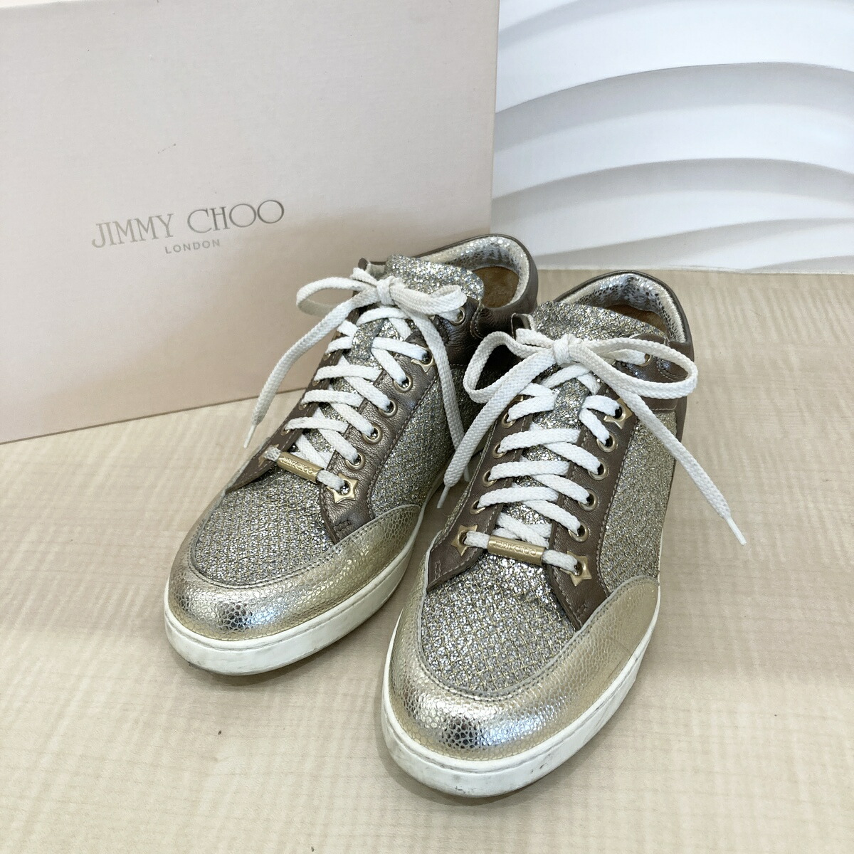 楽天市場】Jimmy Choo【ジミーチュウ】365 TOKYO スタースタッズ