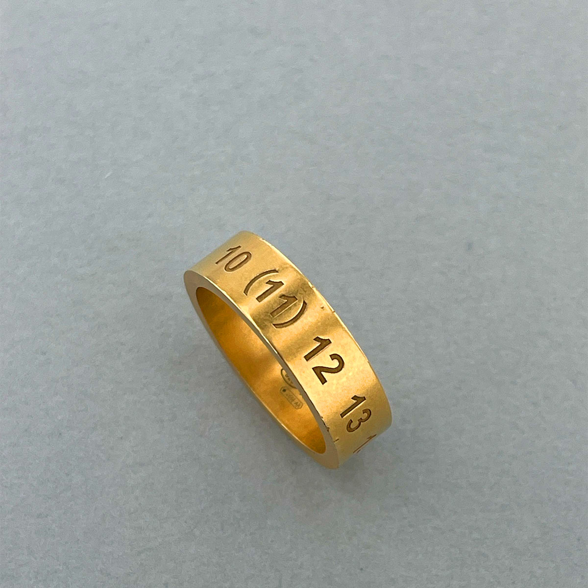 楽天市場】Maison Margiela メゾン マルジェラ サイズ:19号 カミソリ