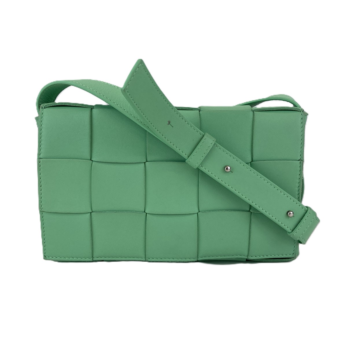 BOTTEGAVENETA ボッテガヴェネタ マキシイントレチャート テープ 差し交わす上半身 ショルダーバッグ なめし革 緑であること  レディース【中古】