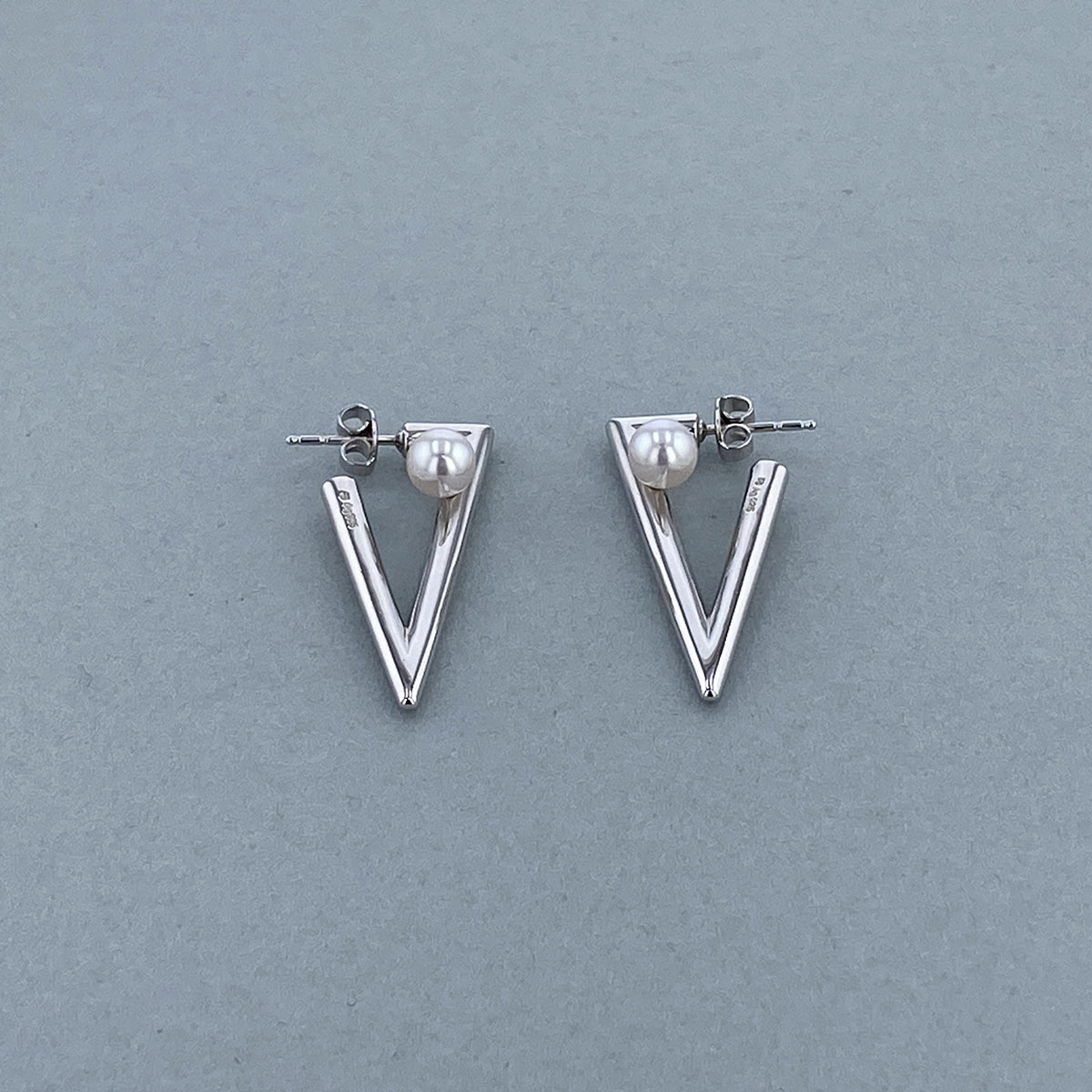 MIKIMOTO ミキモト V code ピアス925 ピアス PE-1778PS シルバー925 シルバー レディース【中古】