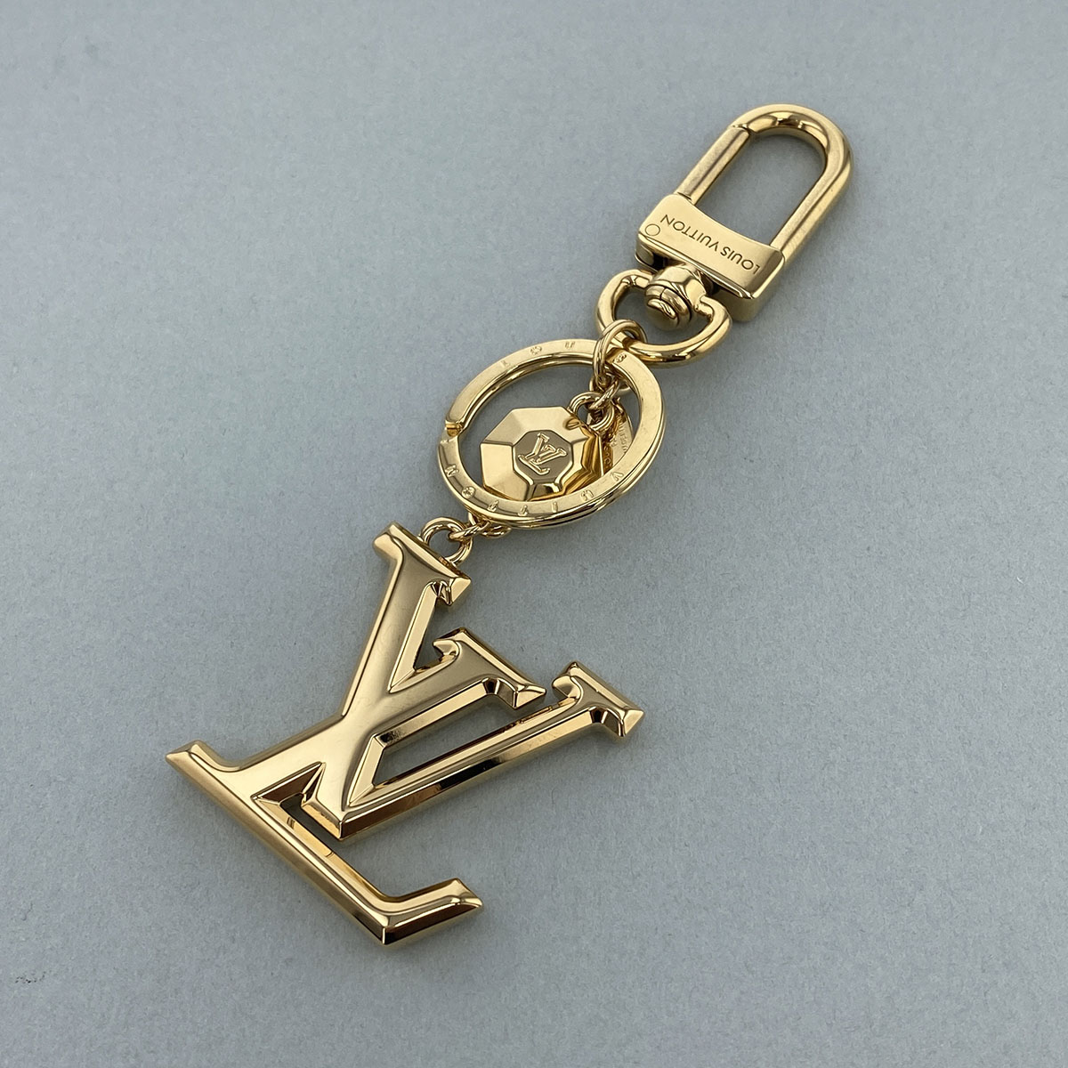 【値下げ】LOUIS VUITTON ルイ・ヴィトン ポルトクレ LV ファセット キーホルダー M65216 メタル ゴールド レディース【中古】|PAWNSHOP RiZ
